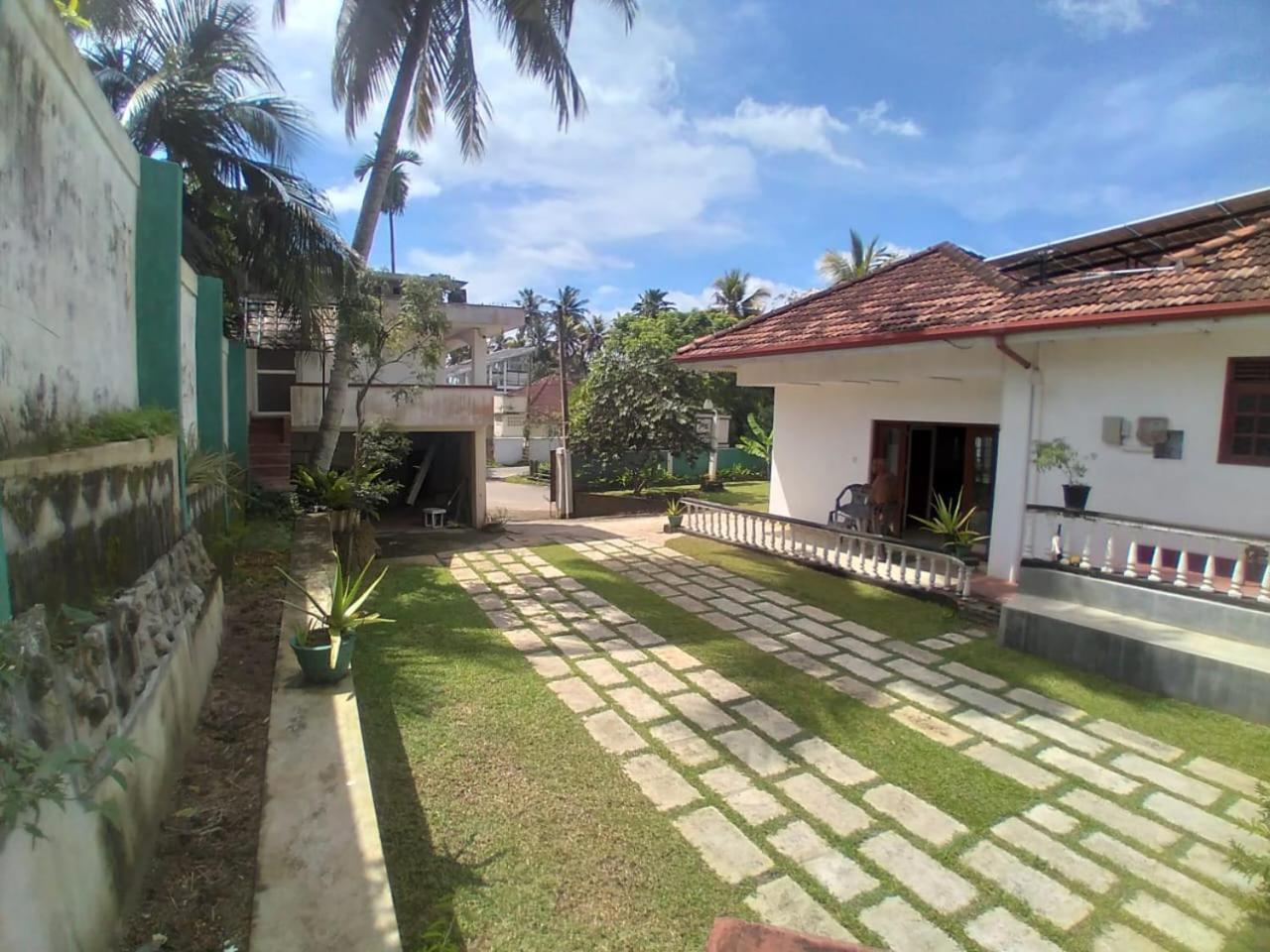 Paradise Galle Exterior photo